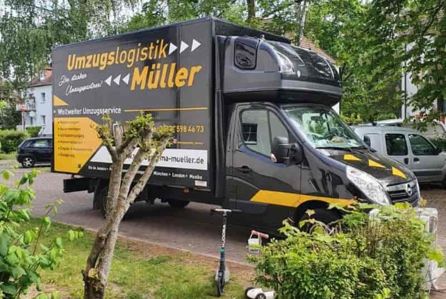 Halteverbotsschilder in Menden-Sauerland
